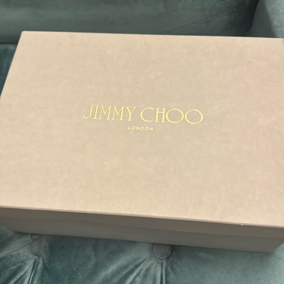 Jimmy Choo Erin style low high heels - Picture 3 of 7